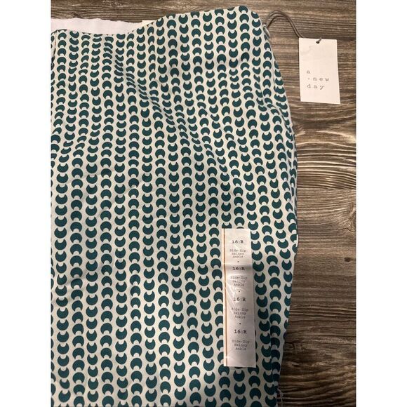 Women's High-Rise Slim Fit Ankle Pants - A New Day -Green Size 16. NWT. U - Picture 7 of 8